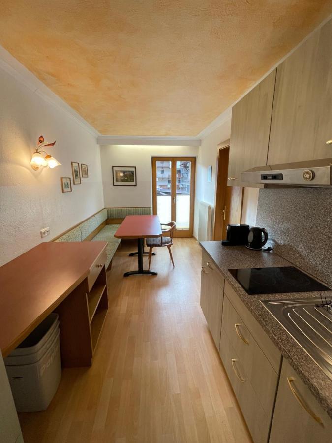 Gaestehaus Poell マイヤーホーフェン エクステリア 写真