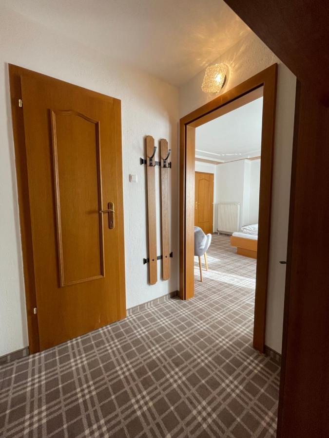 Gaestehaus Poell マイヤーホーフェン エクステリア 写真